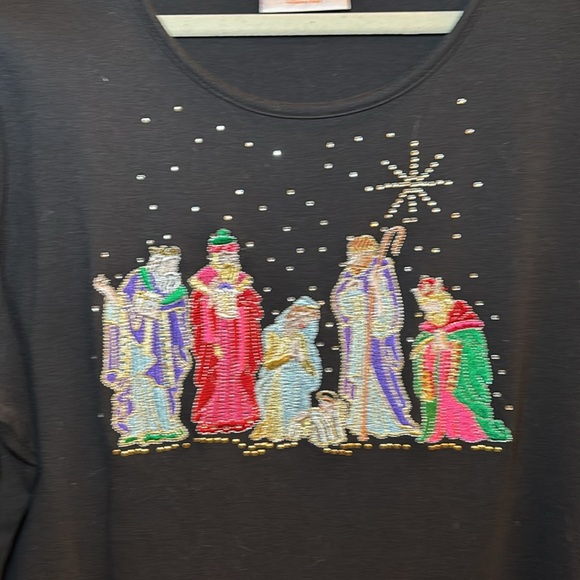 Quacker Factory Christmas Nativity top with embellishments size 1X - Picture 2 of 4
